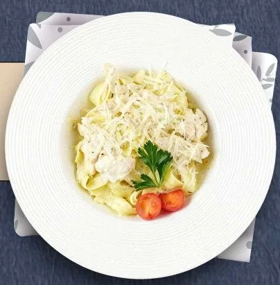 Феттучини с курицей